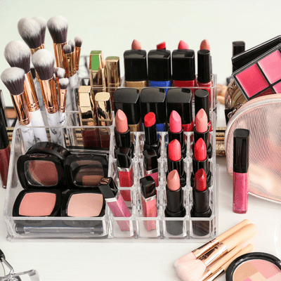 19 Best Makeup Storage Ideas For Small Spaces