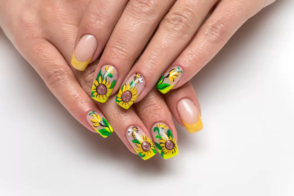 45+ Cute Yellow Nail Designs to Inspire Your Next Manicure